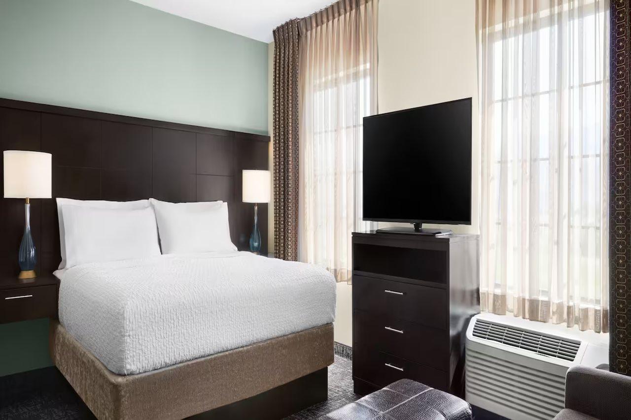 Hampton & Cathedral 3* Cathedral City